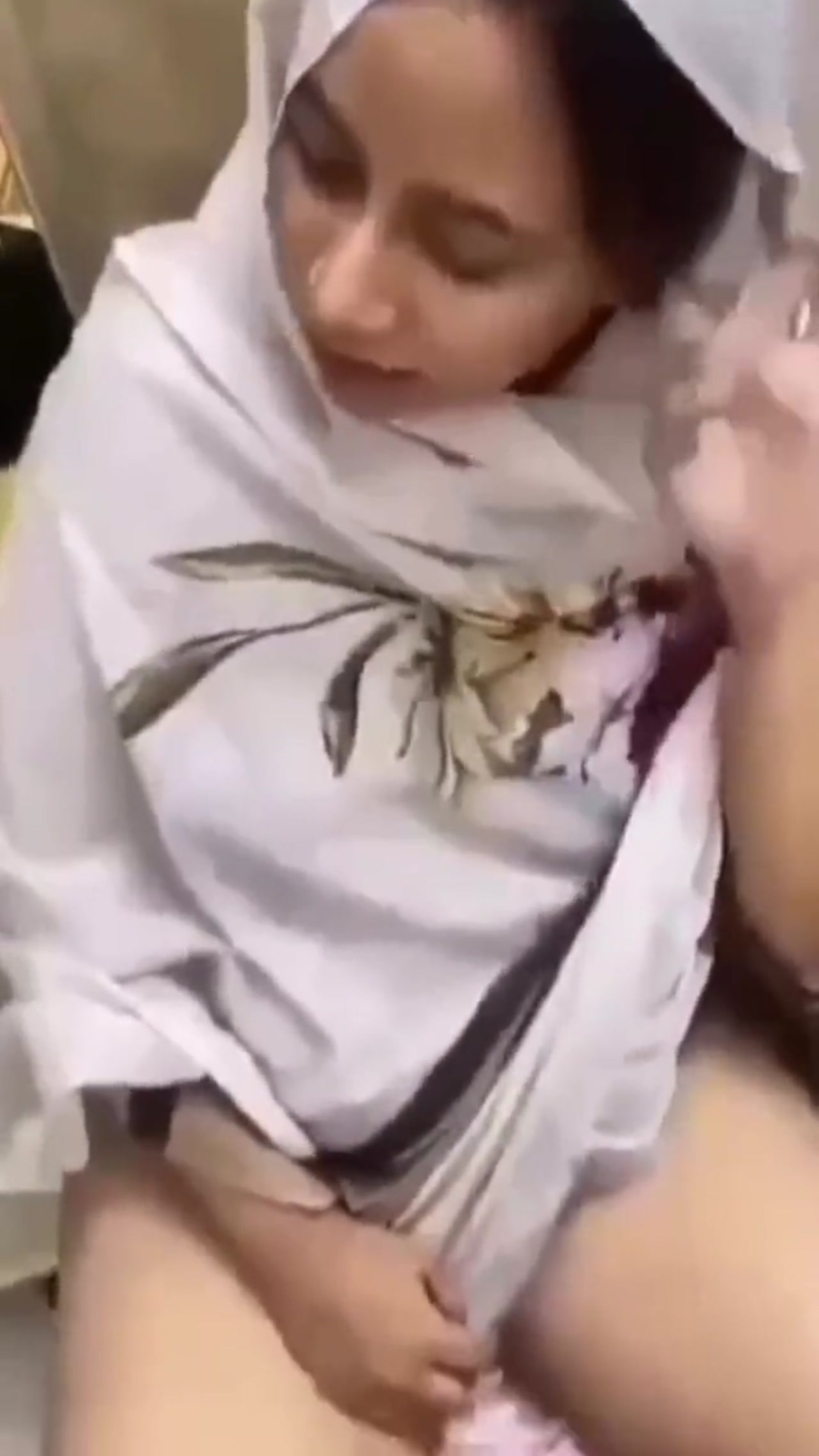Student Calls Hot Teacher To His Home And Pussy Fucks Her